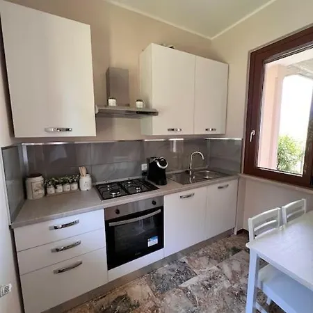 Semesterbostad Casa Emy, Tranquilla, Ottima Per Rilassarsi Montinelle