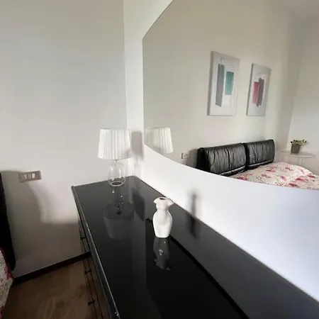 Casa Emy, Tranquilla, Ottima Per Rilassarsi Semesterbostad Montinelle