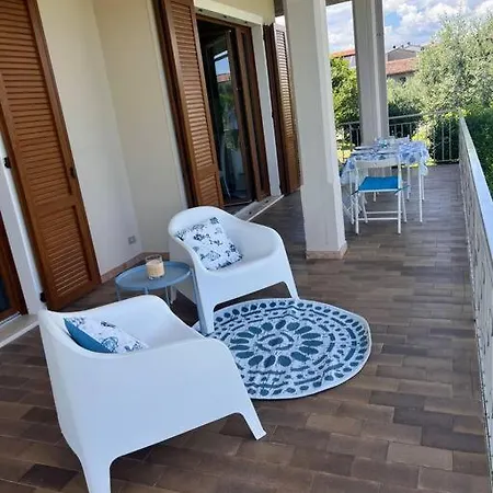 Casa Emy, Tranquilla, Ottima Per Rilassarsi * Montinelle